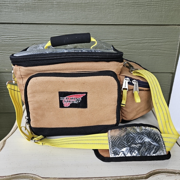 Red Wing Shoes Other - Red Wing Shoes Deluxe Insulated Lunch Cooler Brown w/ Carry Strap Soft Lunch Box
